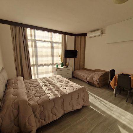 Claudio House Palermo Apartment ภายนอก รูปภาพ